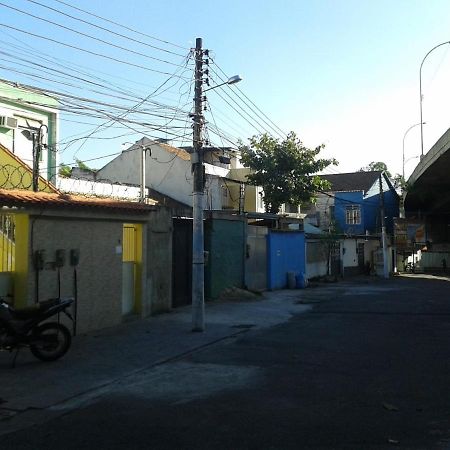 Apartamento bem localizado em condomínio de casas. Rio de Janeiro Exterior foto