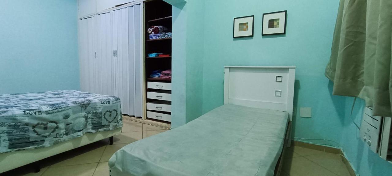 Apartamento bem localizado em condomínio de casas. Rio de Janeiro Exterior foto